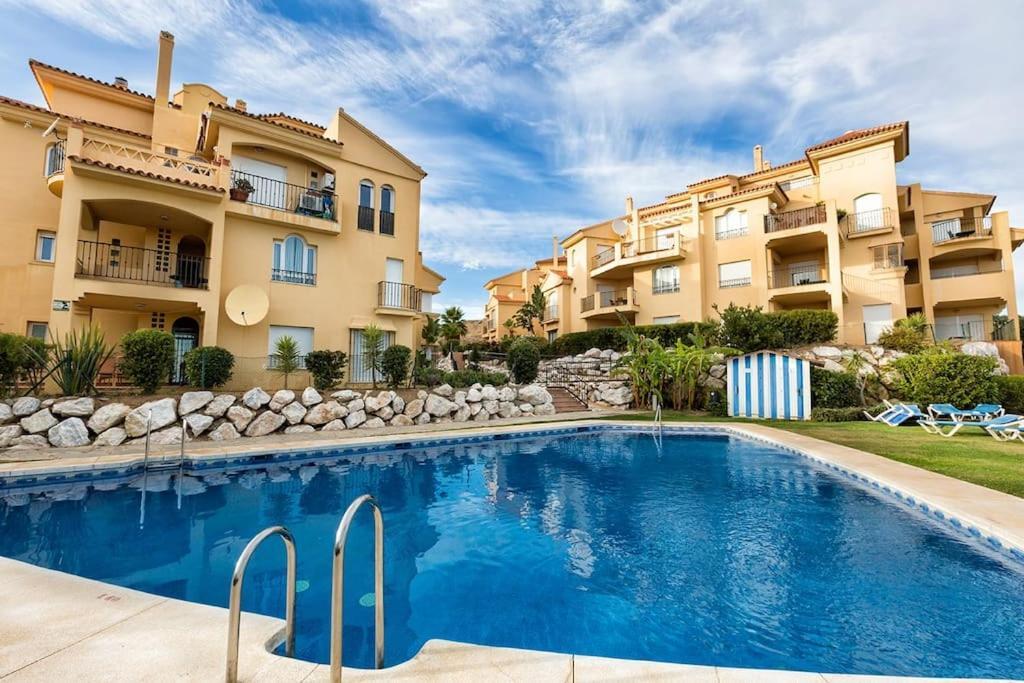 Ground Floor Apt In Atalaya ミハス エクステリア 写真