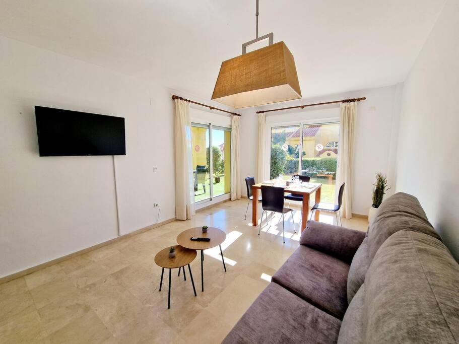 Ground Floor Apt In Atalaya ミハス エクステリア 写真