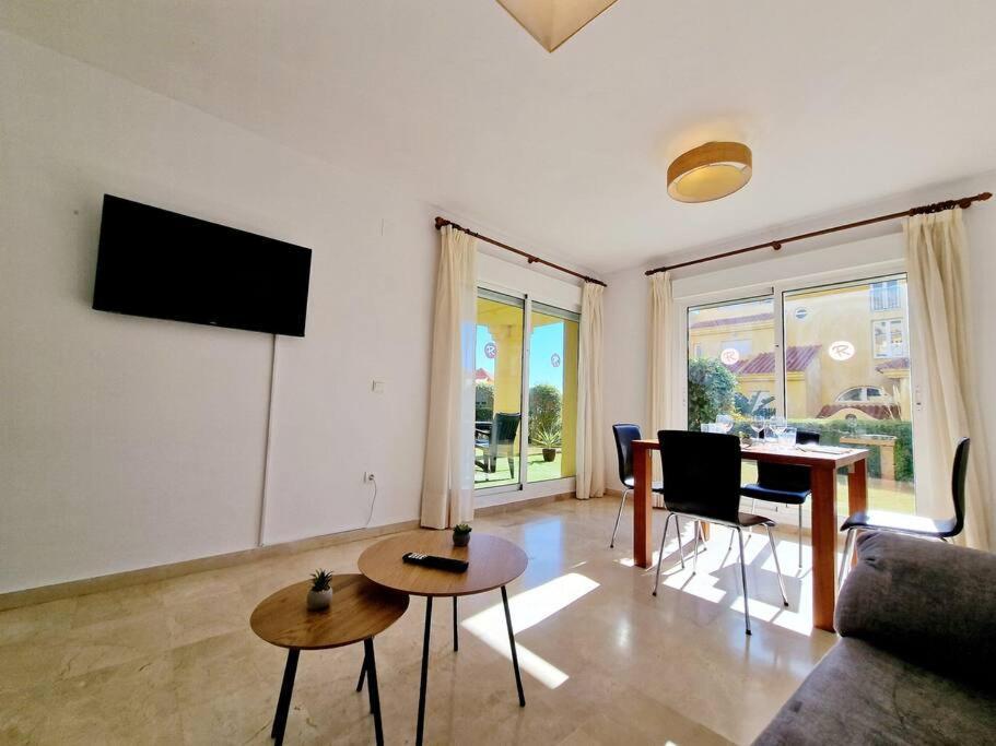 Ground Floor Apt In Atalaya ミハス エクステリア 写真