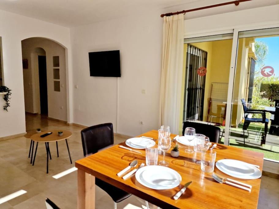 Ground Floor Apt In Atalaya ミハス エクステリア 写真